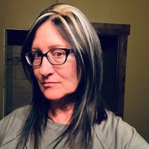 Meet your Posher, Debbie